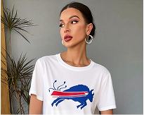 Super chic and perfect for a daily tee.